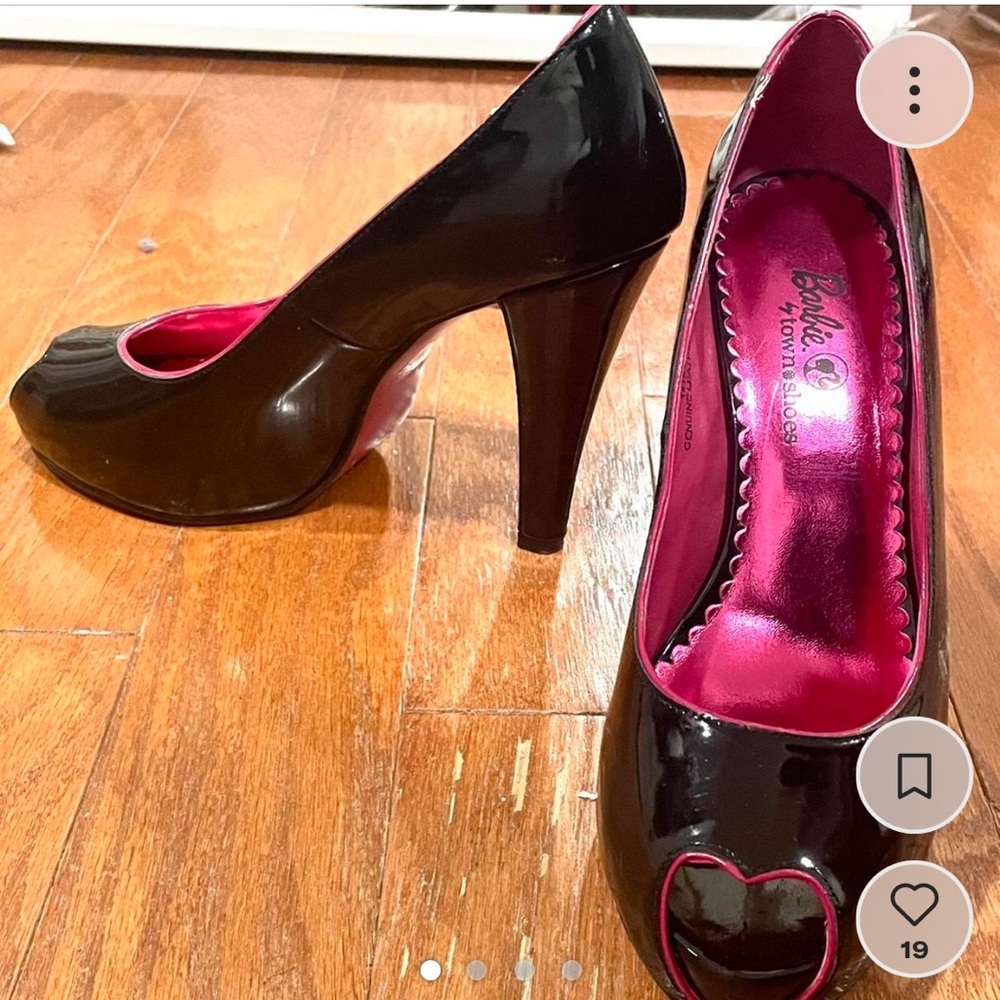 Vintage Barbie High Heels size 7